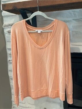 Athleta Soft Peach V-Neck Pullover Top